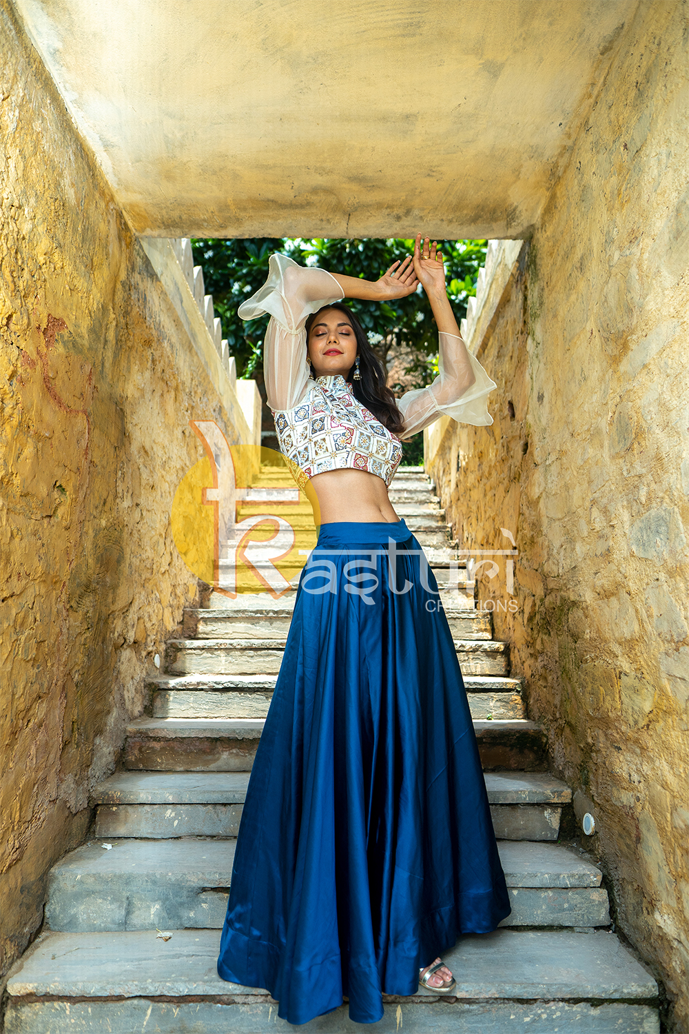 Fox blue and white embroidered georgette top with skirt in silk