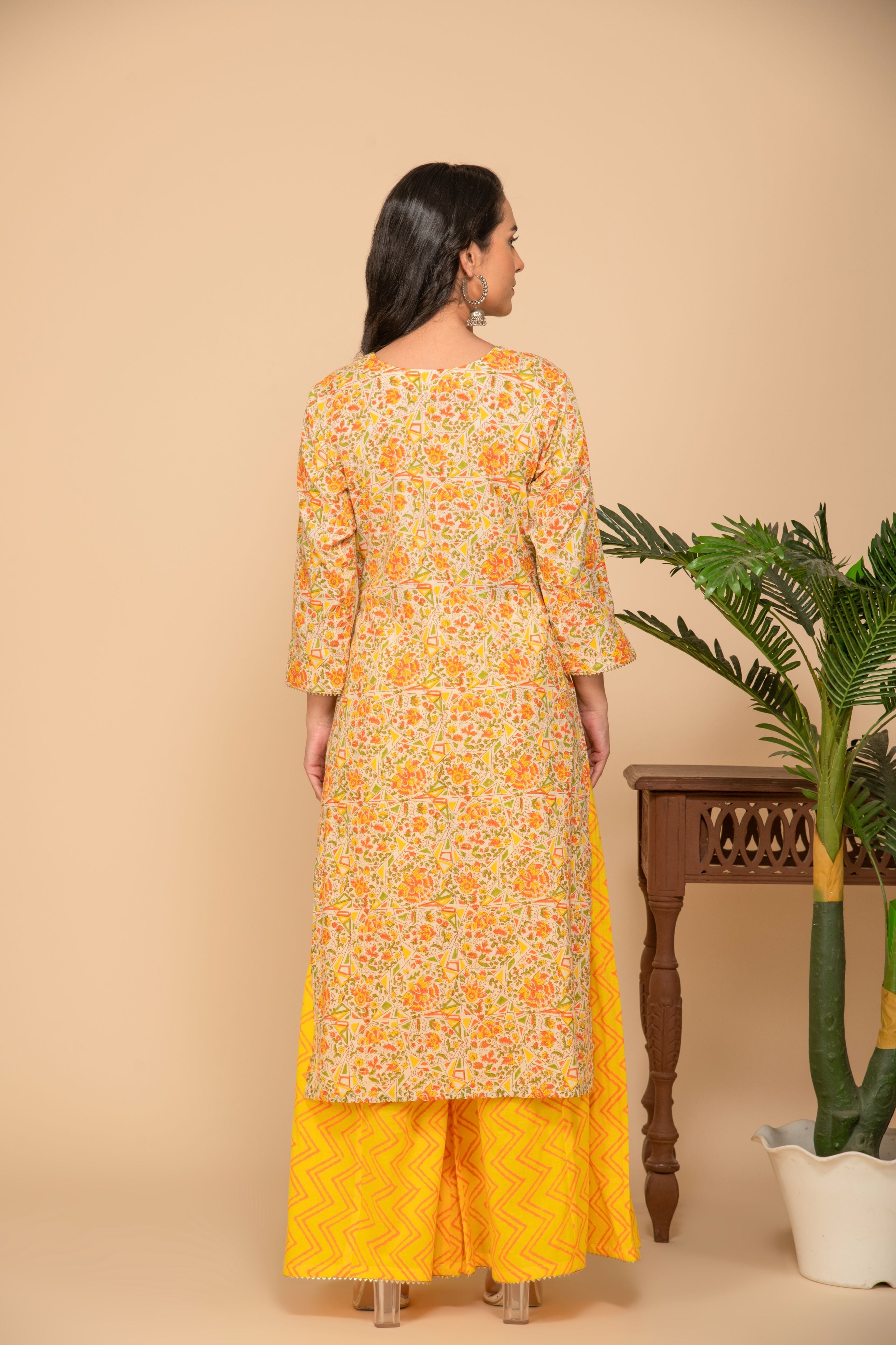 Yellow printed kurta with yellow zigzag printed bottom 3 piece suit set with yellow zigzag dupatta