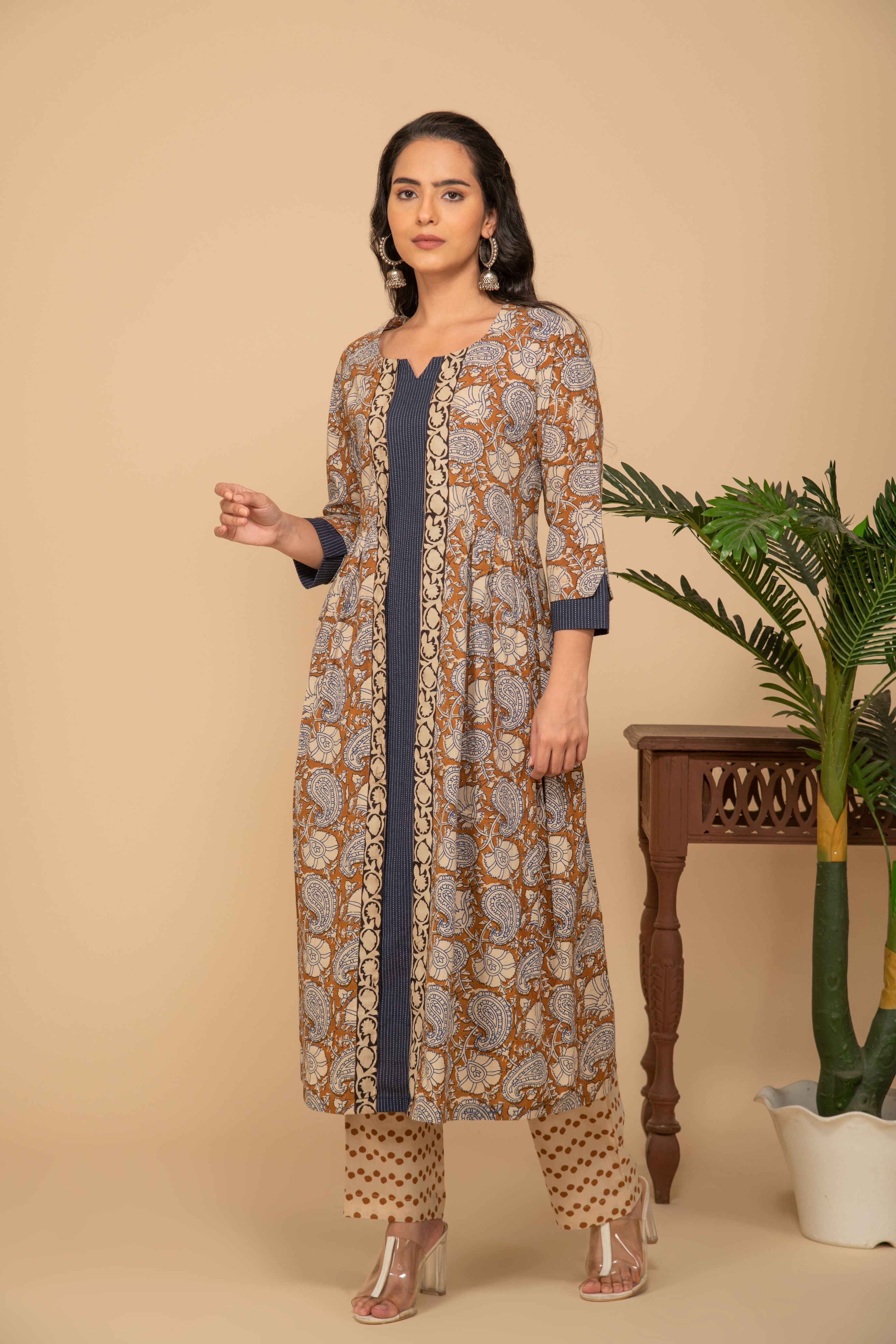 Brown printed kurta with brown printed bottom 3 piece suit set with buttis allover dupatta