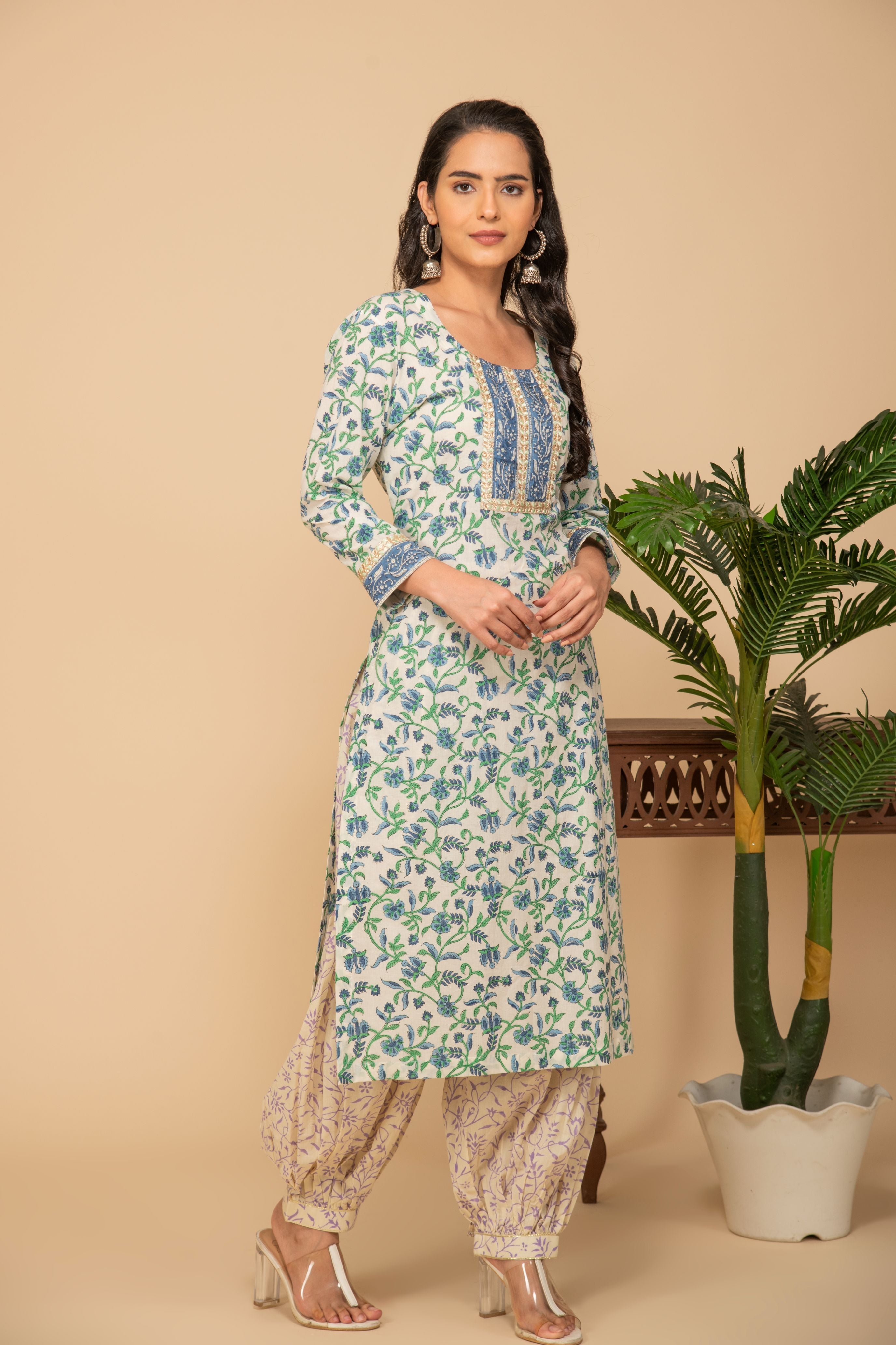 Blue floral printed kurta with white/green printed bottom 3 piece suit set with printed buttis all over dupatta