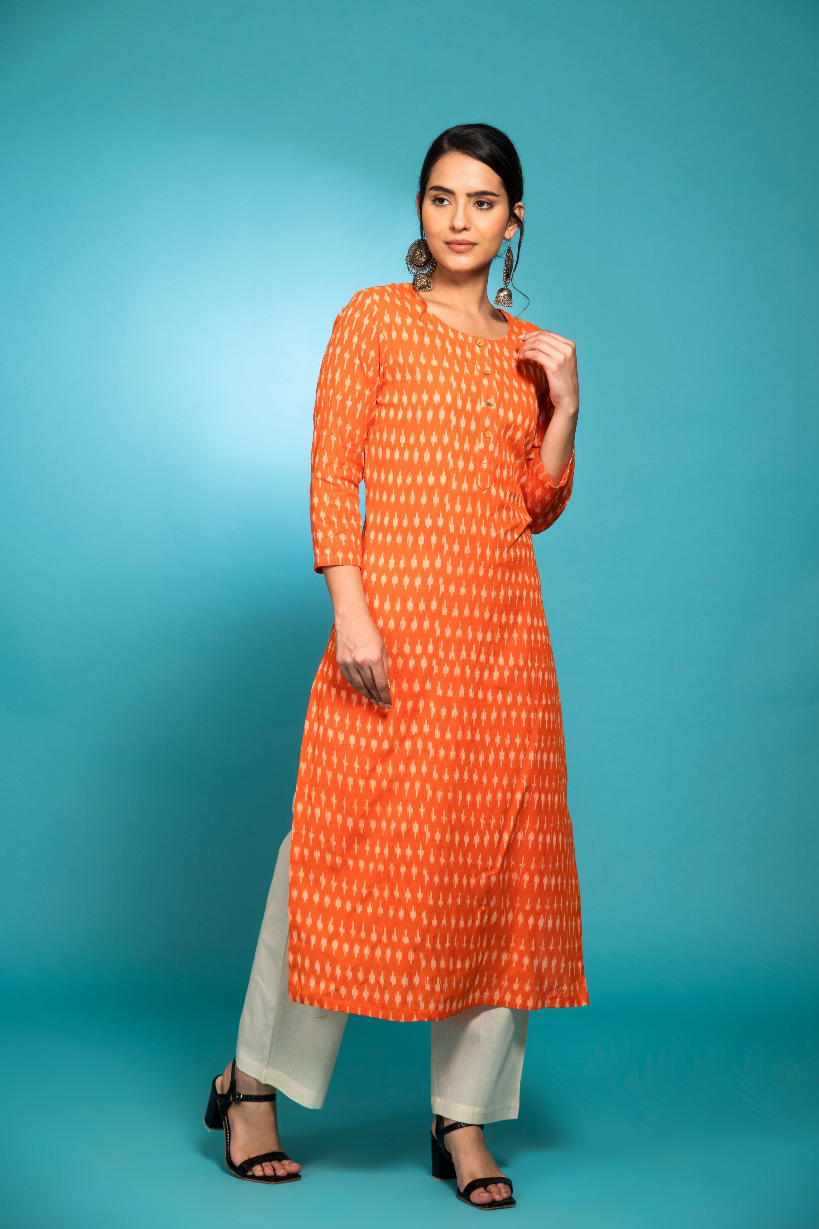 Orange ikkat kurta with white bottom 3 piece suit set with contrast o/w ikkat buttis all over dupatta IK10