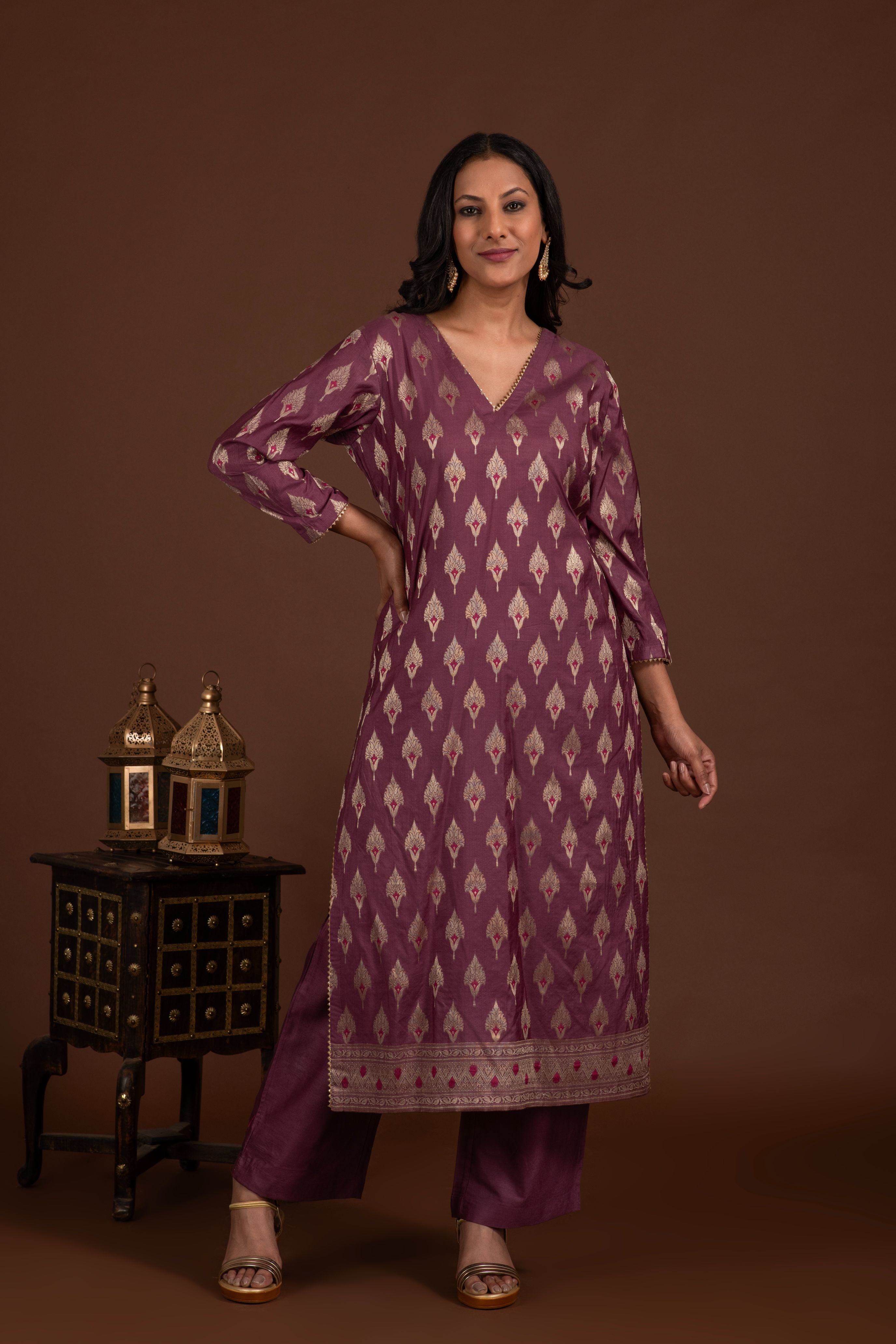 Banarasi Weave Kurta and Dupatta with Solid Colour Bottom