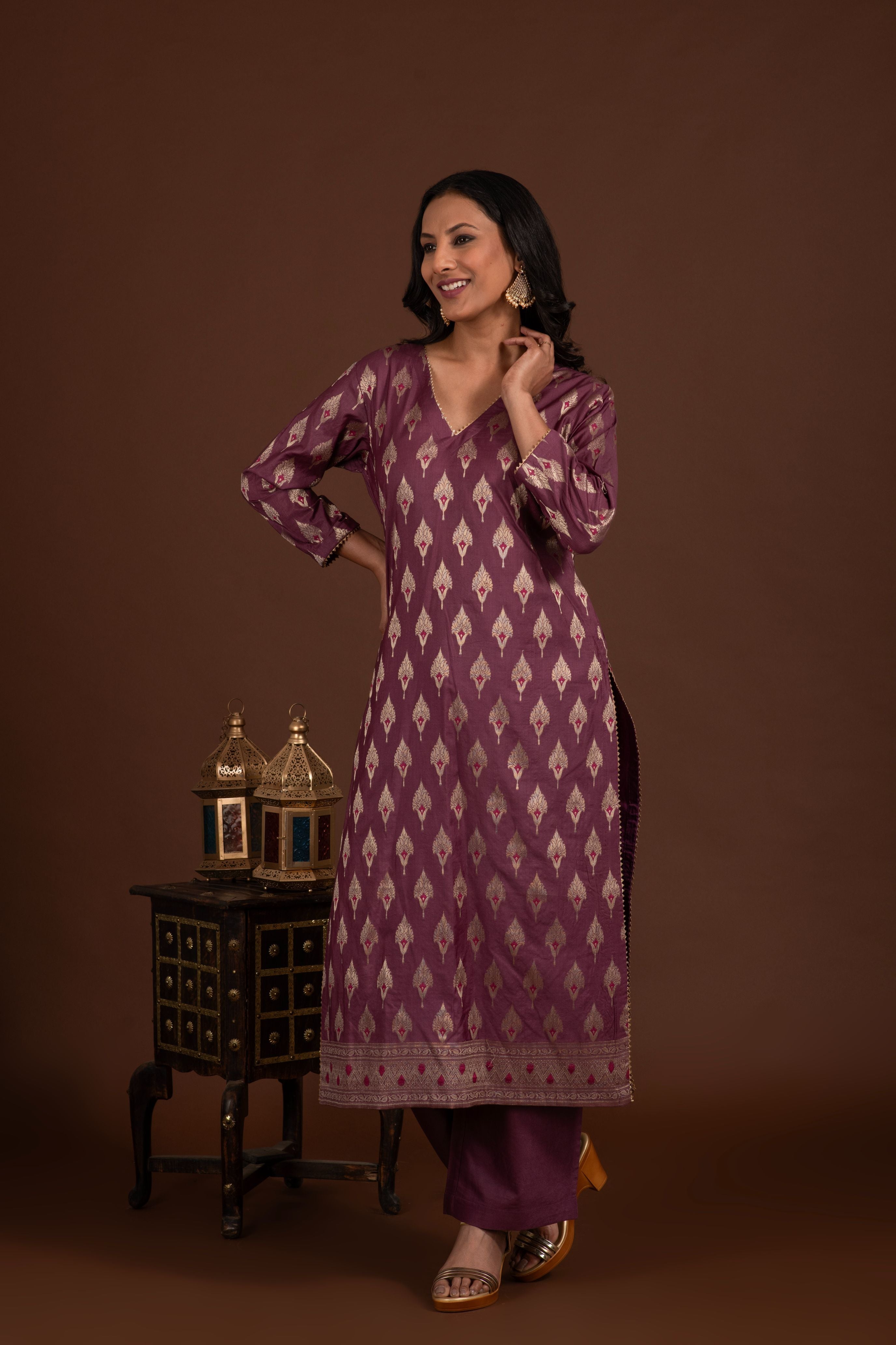 Banarasi Weave Kurta and Dupatta with Solid Colour Bottom