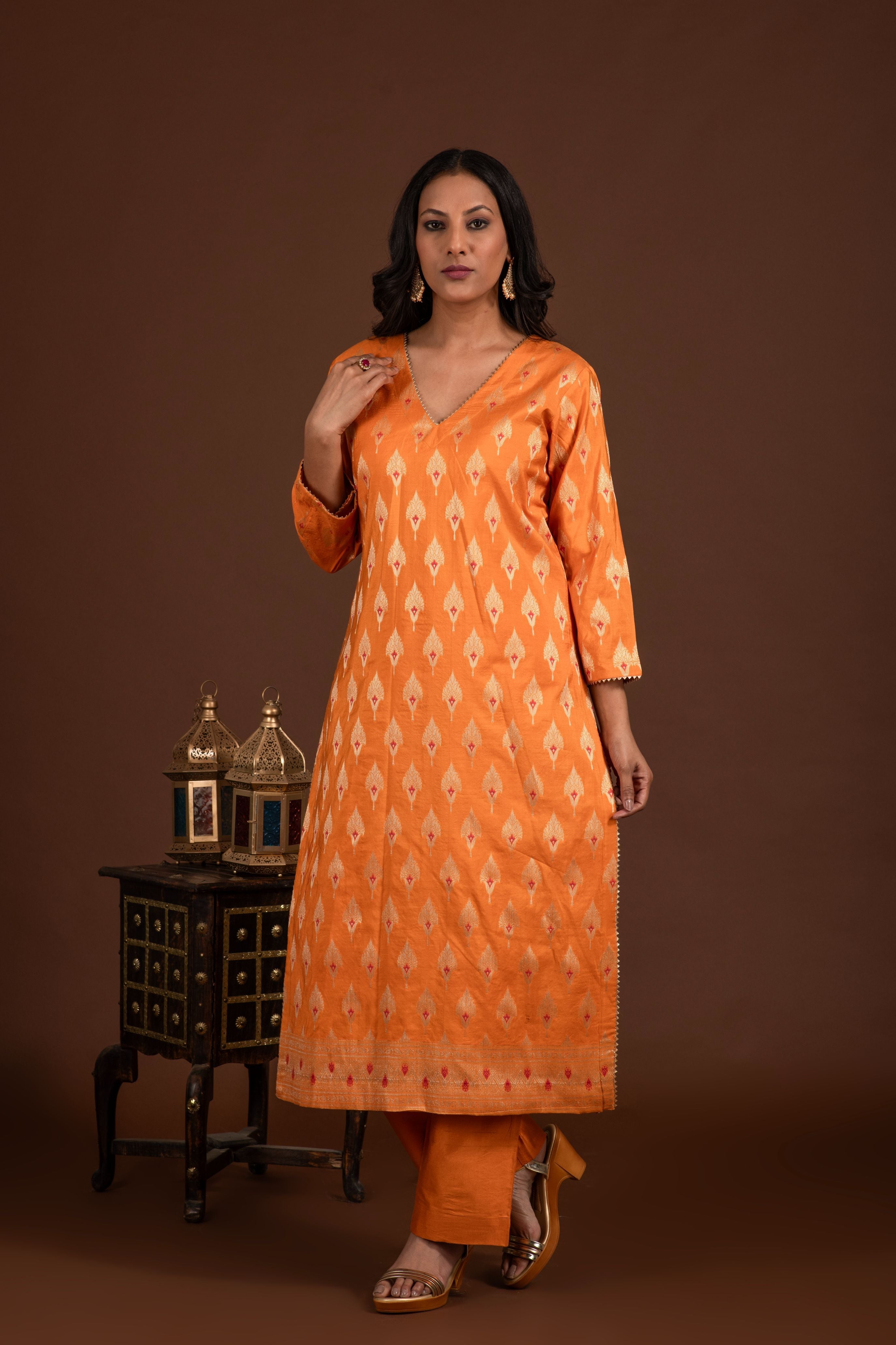Banarasi weave kurta and dupatta with solid colour bottom