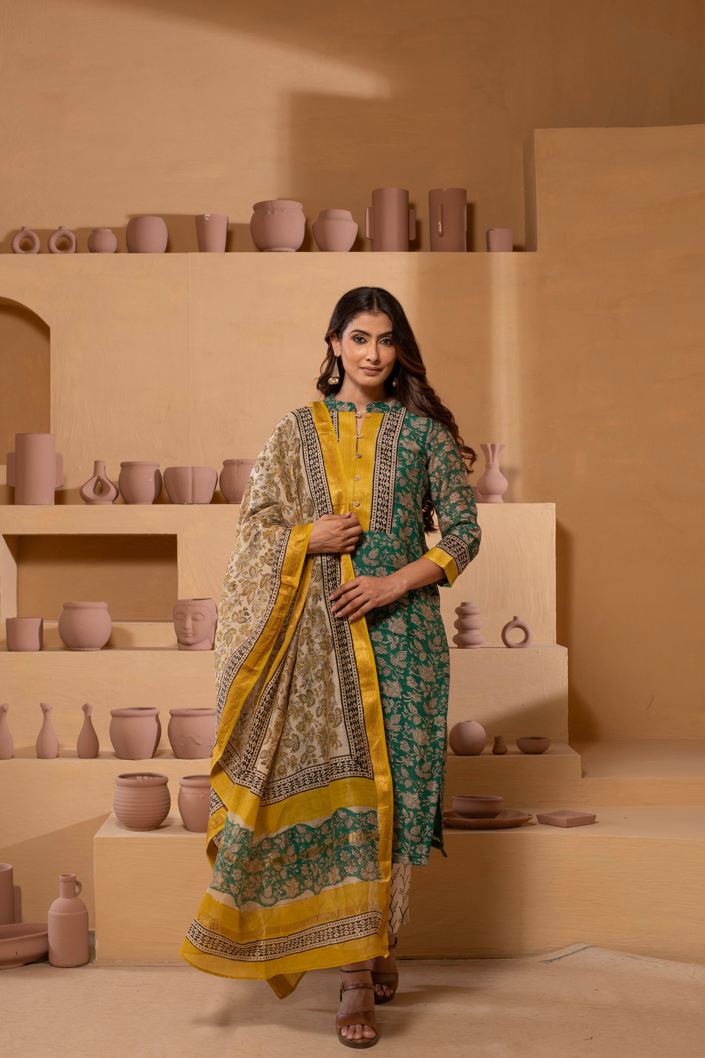 Timeless Maheshwari dupatta suit with intricate pattern and zari borders RKBMH11