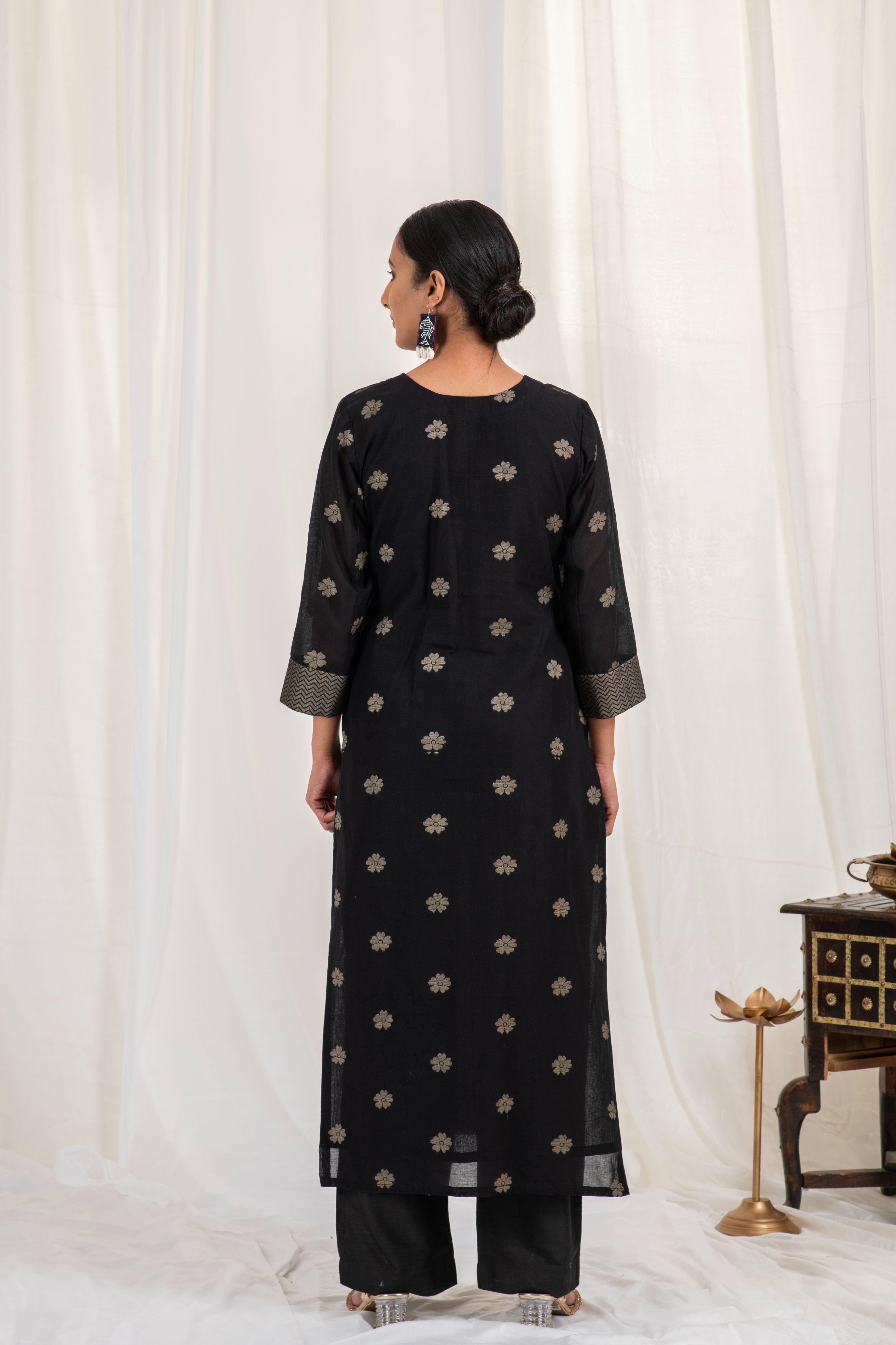 Fine Cotton Jamdani Motif Dupatta Suit SH 02