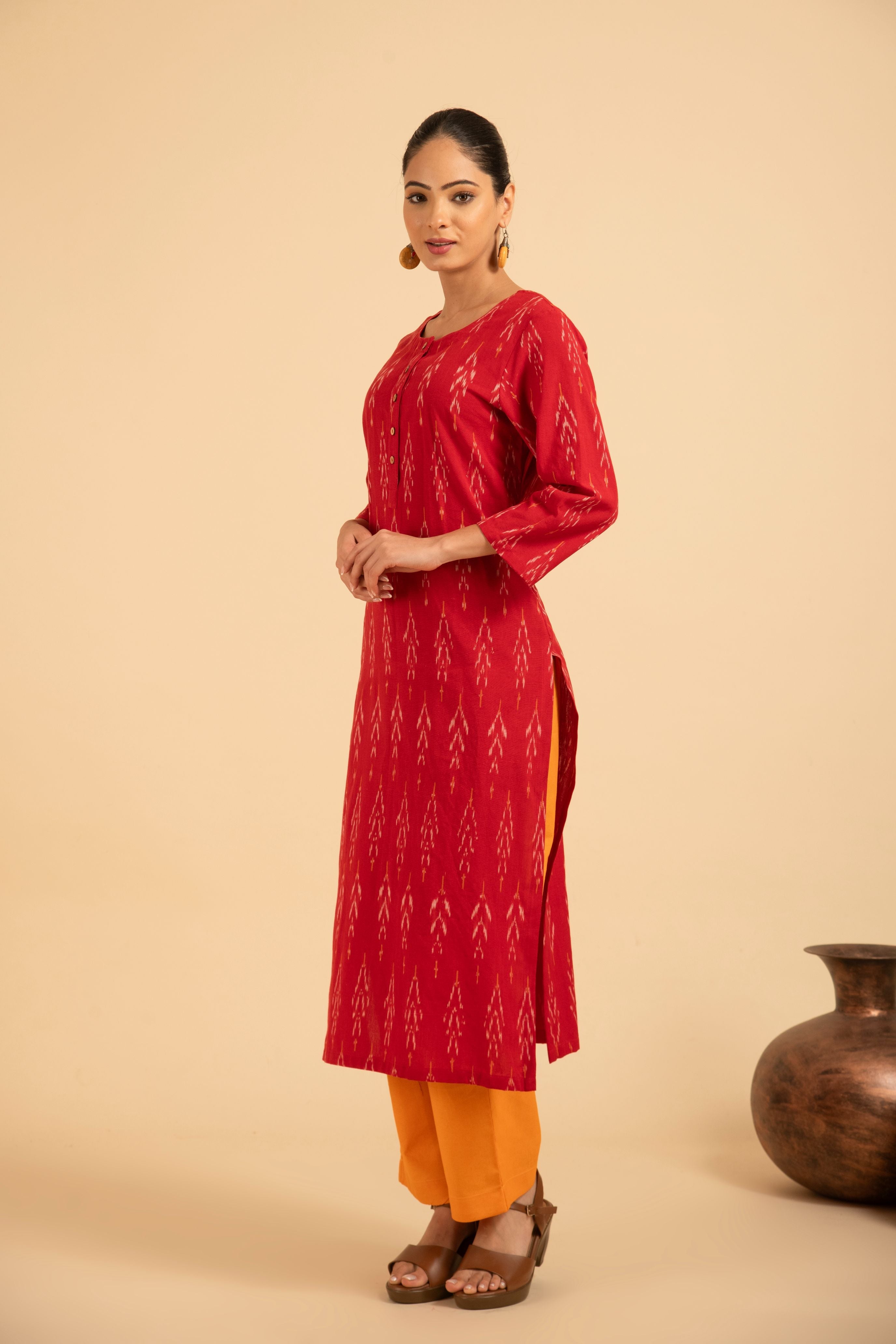 Pure cotton  pochampally  ikkat weave kurta with  conrast bottom  and dupatta IK104