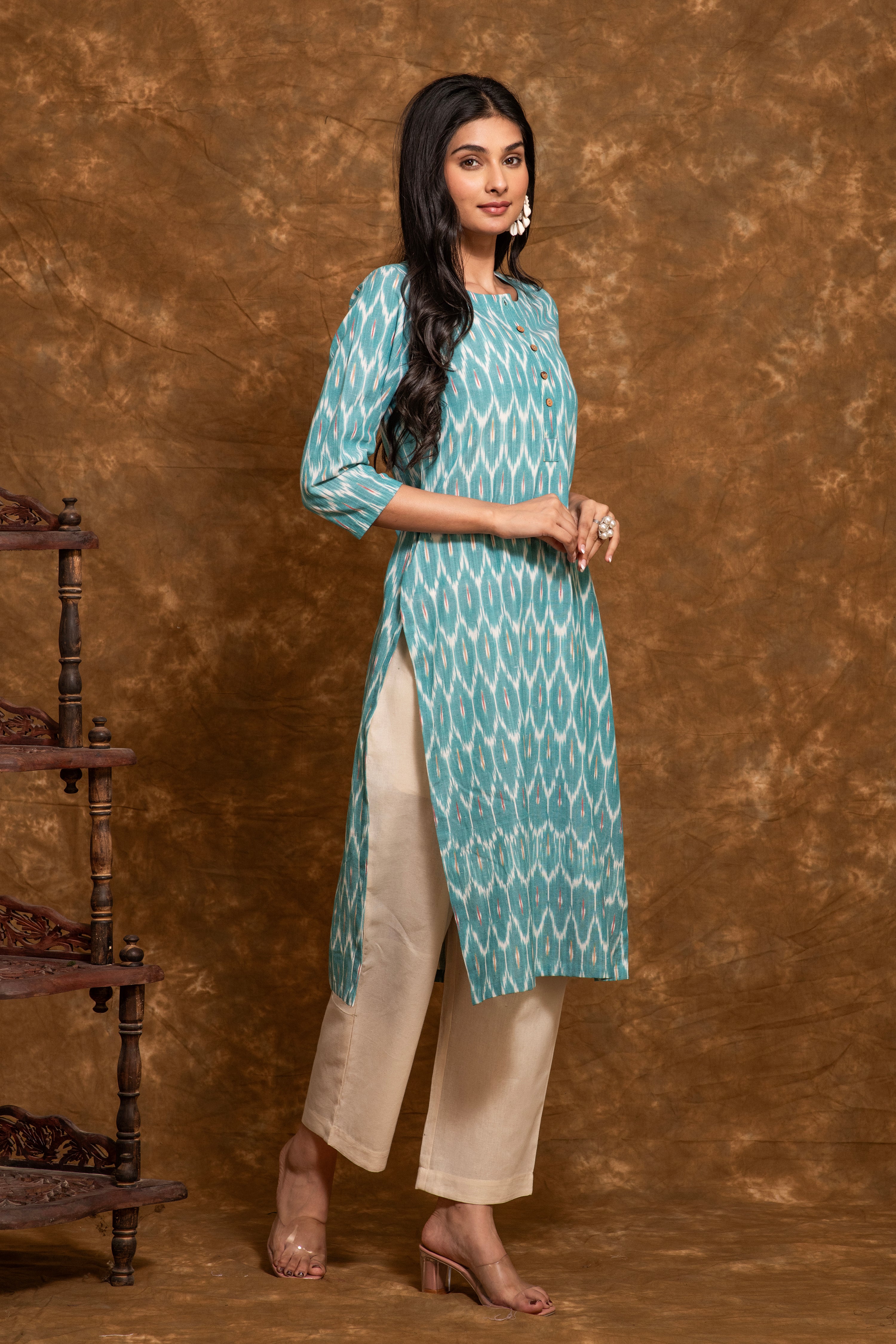 Pure cotton pochampally Ikkat weave kurta with contrast bottom and dupatta IK135