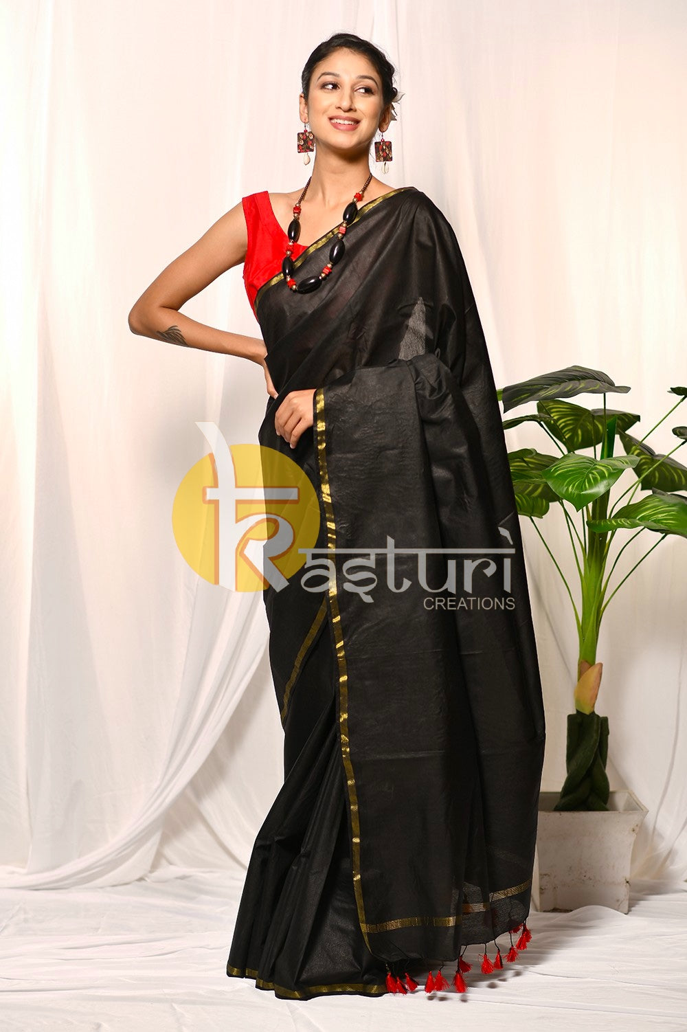 Black and golden border handloom cotton saree